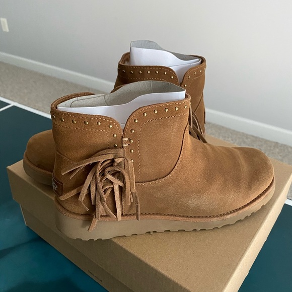 girls short ugg boots